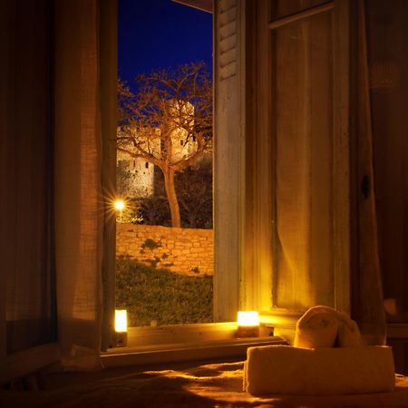 Le Pied A Terre De La Cite - Parking Au Pied De La Cite Διαμέρισμα Καρκασόν Δωμάτιο φωτογραφία